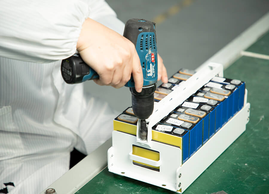 Polinovel Lithium Battery Manufacturing