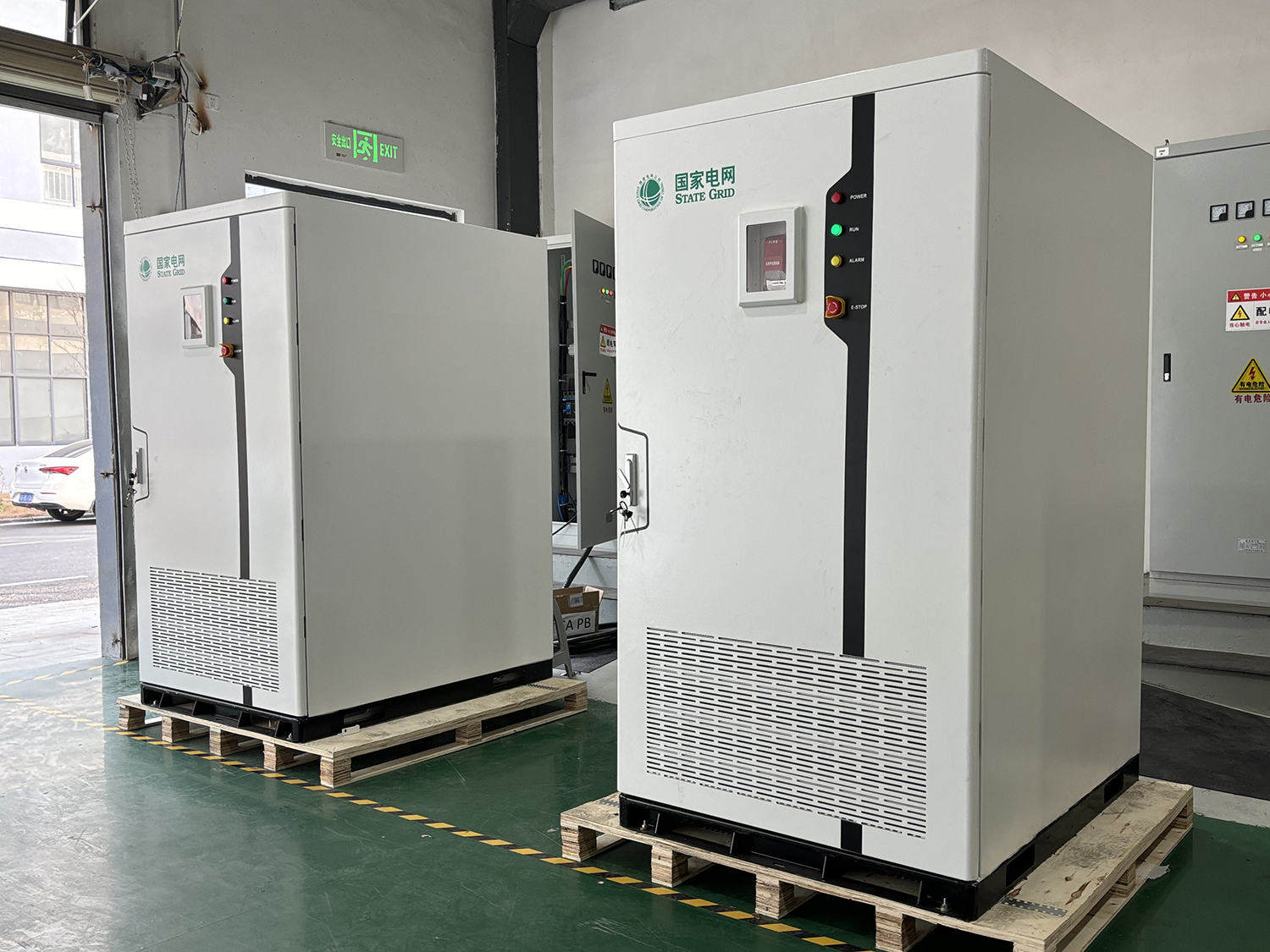 Polinovel Battery Energy Storage System